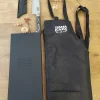 Idées cadeaux d'entreprise : coffret Sanakaza Série Élégance avec couteau Santoku et tablier