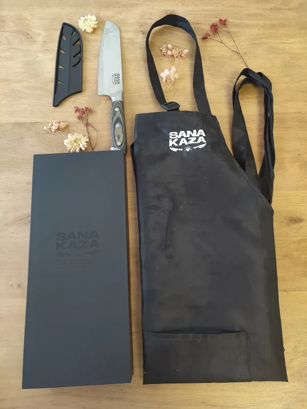 Idées cadeaux d'entreprise : coffret Sanakaza Série Élégance avec couteau Santoku et tablier